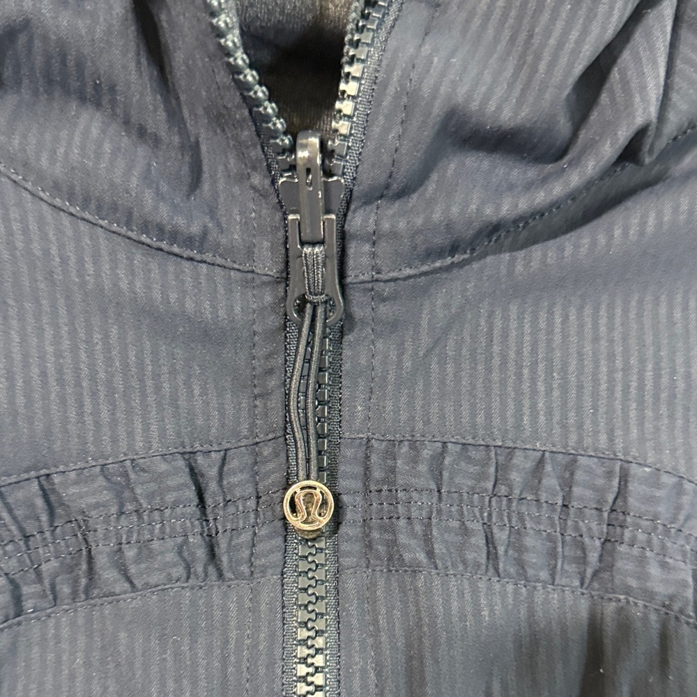 Lululemon Athletica Navy Utility Jacket - Picture 10 of 14